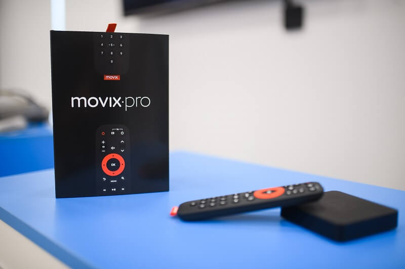 Movix Pro Voice от Дом.ру в Гатчине
